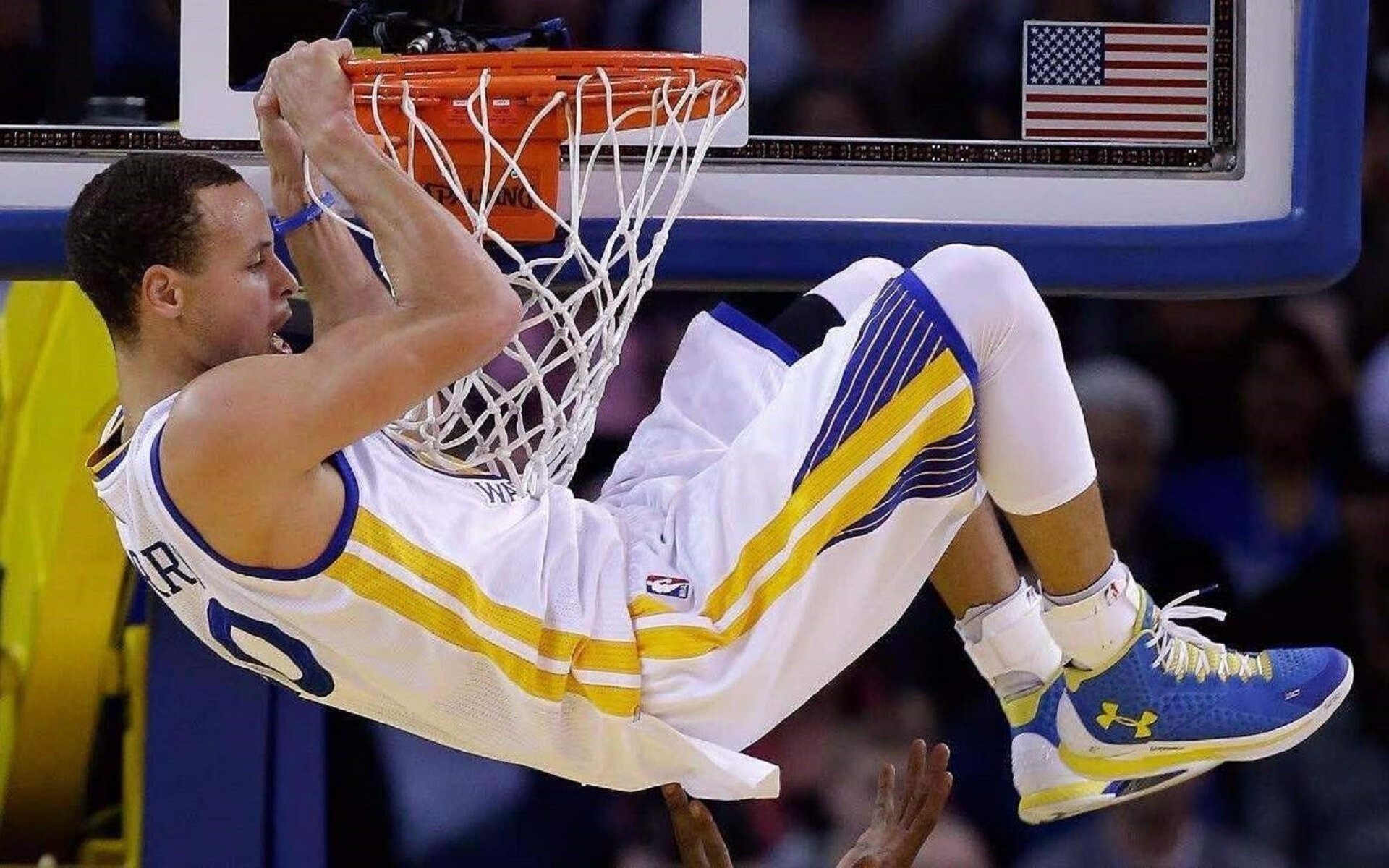 球员的私人训练师：自己花钱请的，nba私人训练师